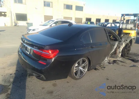 2019 BMW 740I из США, поврежденный, VIN WBA7E2C54KB218563